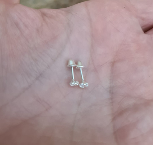 Imagem 8 de 10 de Brincos Bebê Quadrado 3mm Tarracha Baby Prata 925