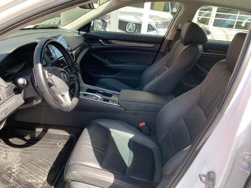 Imagen 8 de 15 de Honda Accord Touring Modelo 2019