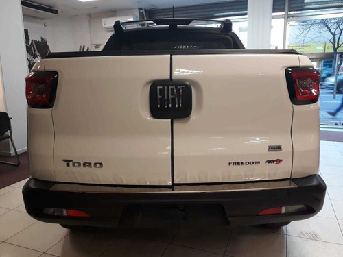 Imagen 7 de 15 de Fiat Toro 0km 2022 - Tomo Usado - 4x2 Nafta O 4x4 Diesel D-