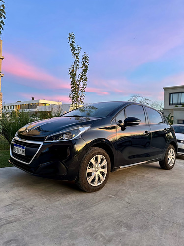 Peugeot 208 1.5 Active