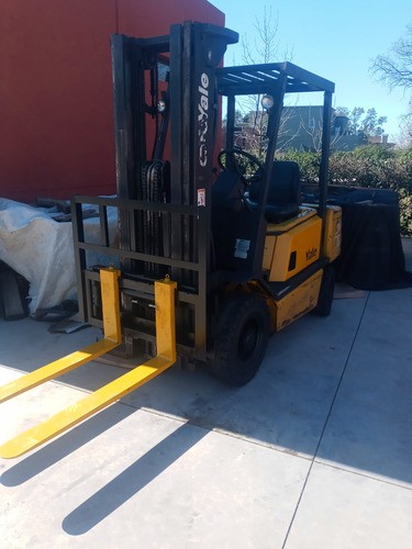 Autoelevador Yale 2.5 Ton