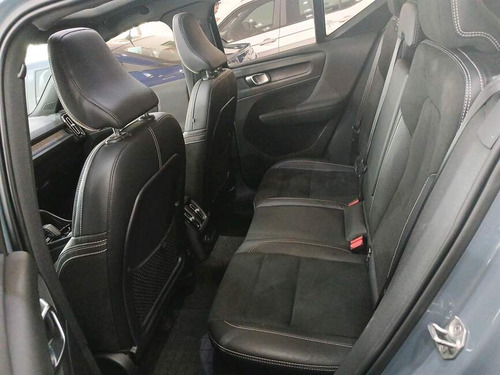 Volvo XC40 1.5 T5 RECHARGE R-DESIGN GEARTRONIC