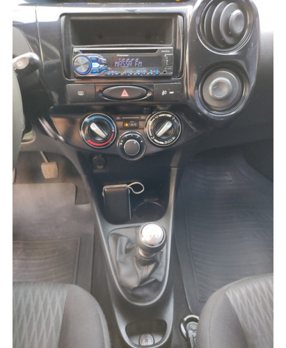 Toyota Etios 1.3 X 16V FLEX 4P MANUAL