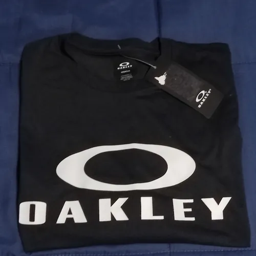 Polera oakley negra hotsell