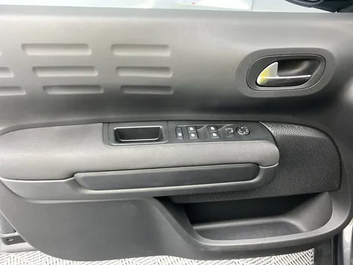 Citroën C4 Cactus 1.6 Shine At