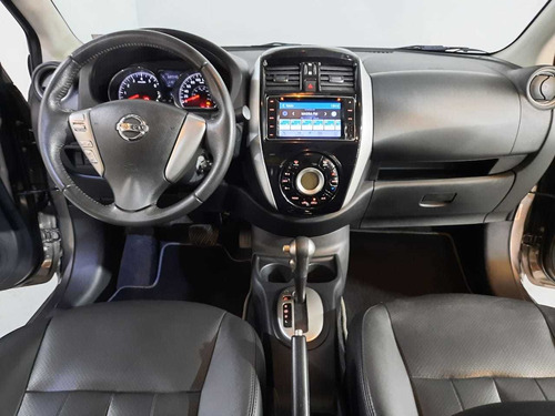 Nissan Versa 1.6 16v Flexstart Unique 4p Xtronic