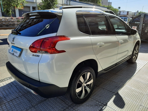 Peugeot 2008 Feline 1.6 Año 2016 Kms 36.000 Unico Dueño