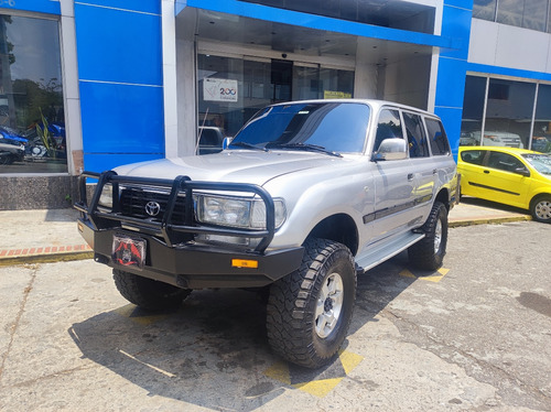 Toyota  Autana Automático  4x4