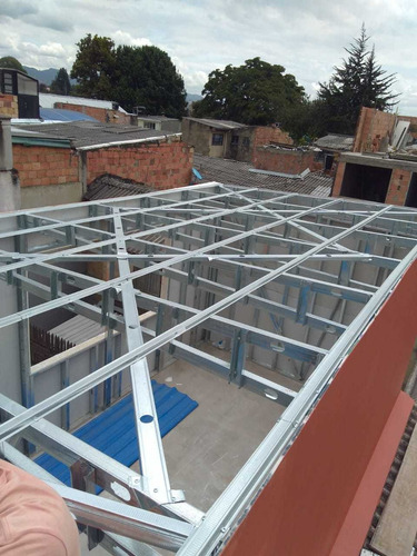 Imagen 2 de 10 de Instalación Del Sistema Constructivo Liviano Drywall