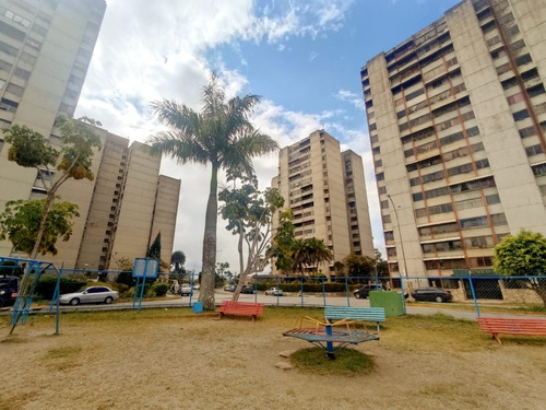 Venta De Apartamento La Rosaleda San Antonio. Of