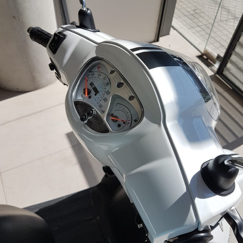 Imagen 4 de 15 de Scooter Kymco Like 125 0km 2023 Marrocchi Rosario