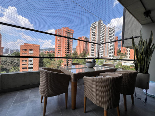 Apartamento En Edificio Exclusivo Poblado