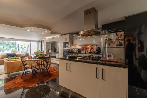 Apartamento En Arriendo En El Chico. Cod A6573