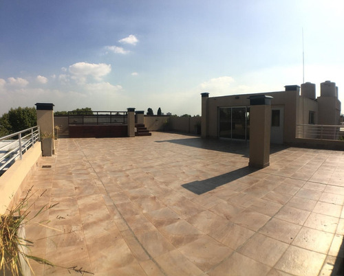 Oportunidad - Departamento Con Cochera En Villa Sarmiento
