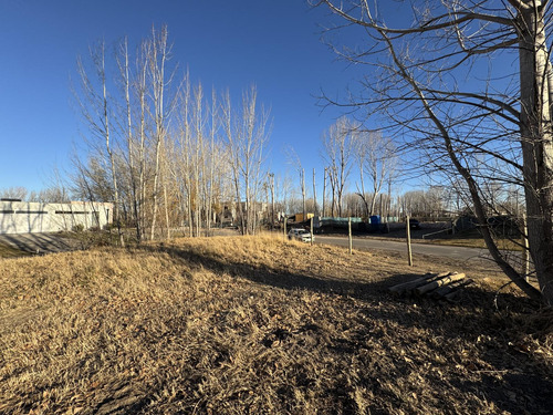 Venta De Casa En Pozo, Barrio Privado Canales De Plottier