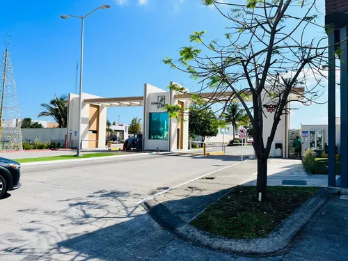 Casa En Venta En Veracruz Fracc. Loma De La Rioja Riviera Veracruzana.