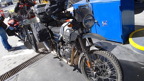 Imagen 4 de 19 de Royal Enfield Himalayan Bs4 2022 9000km Completa Para Viajar
