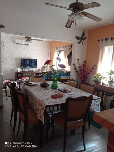 Casa En Venta De 2 Dormitorios En Toledo