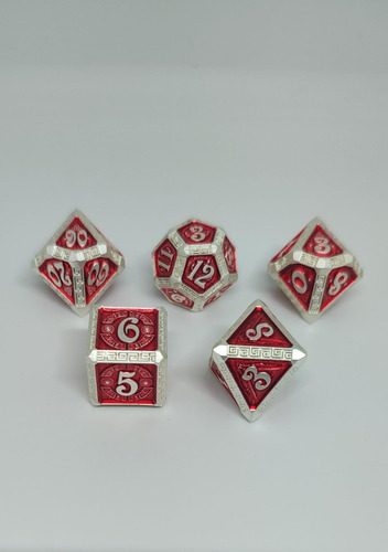 Set Dados De Metal X 7 Rol - #4 Rojo Con Bordes Y Números Plateados