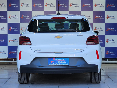 Chevrolet Onix 1.0 TURBO FLEX PREMIER AUTOMÁTICO