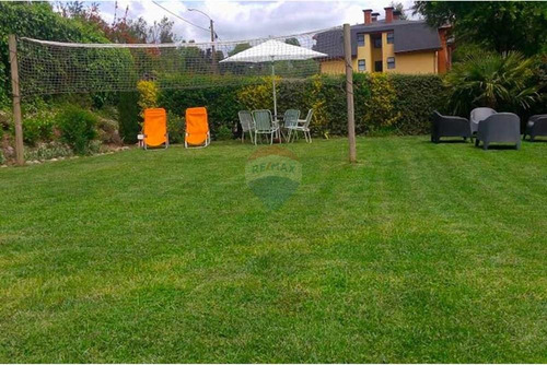 Recinto Turístico En Arriendo En Pucón