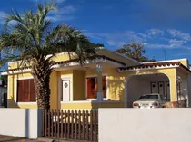 Comprar Propietario Alquila Por Temporada Casa En Costa Azul, Canelones, Frente Al Mar Para 8 Personas. Libre A Partir Del 4 De Marzo.