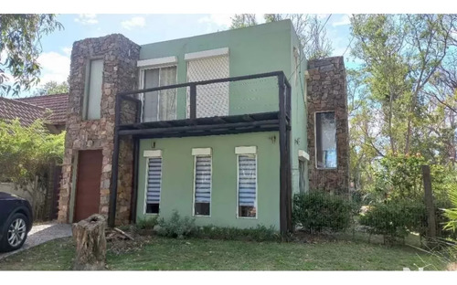 Venta Casa 3 Dormitorios Y Piscina En A 100 Mts De La Playa En Balneario Buenos Aires