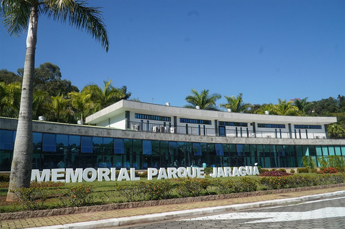 Jazigo Completo No Cemitério Parque Jaraguá Nobre Tradicional 6 Gavetas