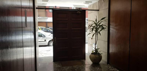 Imagen 3 de 12 de Monoambiente Con Cocina Y Baño Completa