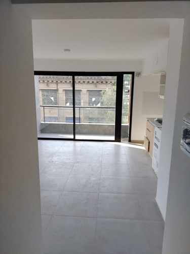 Imagen 3 de 10 de Departamento En Venta En Castelar Sur