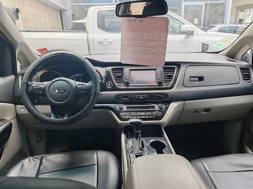 Kia Grand Carnival EX 3.3 GSL 6AT (1781)