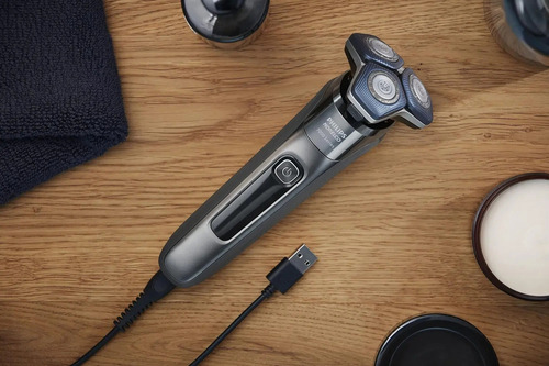 Barbeador Philips Norelco Shaver 7300 S7887/92 Series 7000