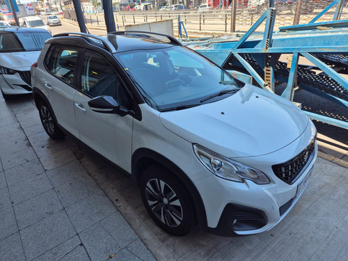 Peugeot 2008 1.6 Feline