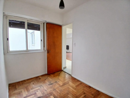 Departamento 3 Ambientes En Venta. Coghlan