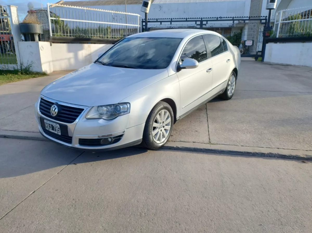 Volkswagen Passat 2.0 I Exclusive Dsg