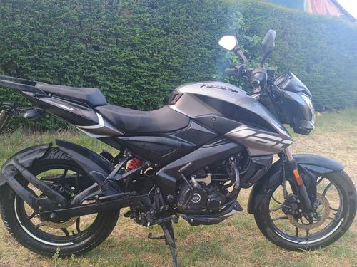 Rouser Ns 160, Año 2023. 3800km