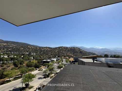 Casa En Condominio En Arriendo En Lo Barnechea
