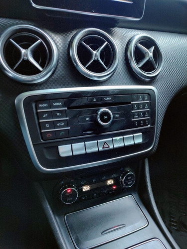 Imagen 20 de 24 de Mercedes Clase A 2018 A200 A250 2017 2019 B200 C200 Cla Gla