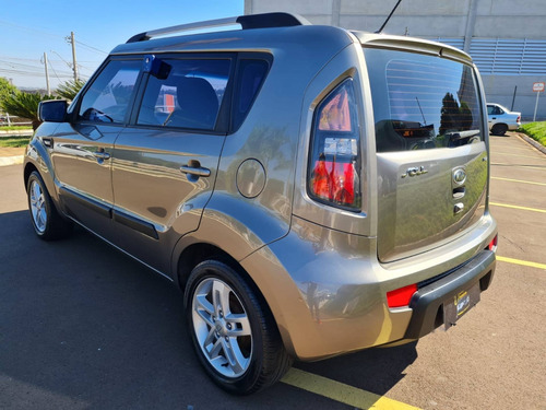 Imagem 3 de 10 de Kia Soul 1.6 Ex 16v Flex 4p Manual