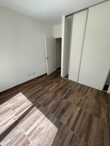 Imagen 10 de 20 de A Estrenar, 2 Ambientes Con Patio