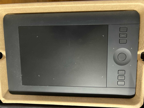 Tablet Digital Intuos Pro S Black (Usado)