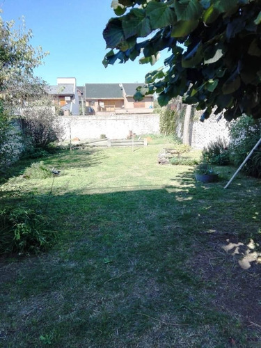 Imagen 16 de 17 de Venta De Casa Chalet Con 4 Dormitorios En Wilde Centro