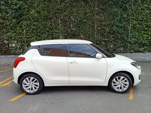 Suzuki Swift 1.2 Hybrid 2Wd