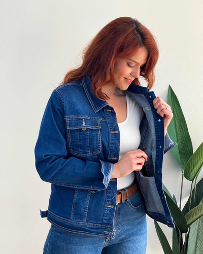 Imagen 2 de 5 de Chaqueta Mezclilla Mujer Oversize Celeste