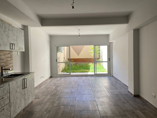 Venta Departamento 2 Ambientes Con 2 Patios Boedo