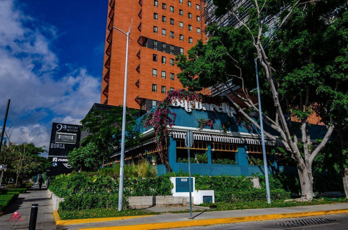 Departamento En Torre Bravante, Col. Juan Manuel, Guadalajara, Jalisco.