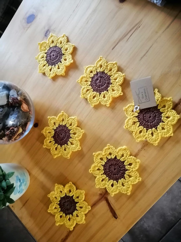 Posavasos Girasoles Tejidos En Crochet Con Hilo De Algodón. 