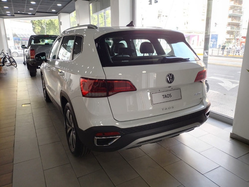 Imagen 6 de 25 de Volkswagen Taos 1.4 250 Tsi Highline Financio Apto Leasing