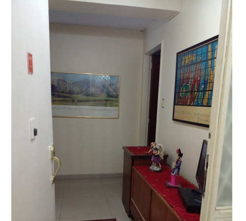 Imagen 3 de 19 de Apartamento En Montalbán Ii
