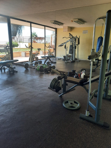 Departamento 3d2b, Piso 22 Con 2 Estacionamientos Y 1 Bodega